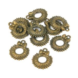 Christmas Wreath Charms - Bronze