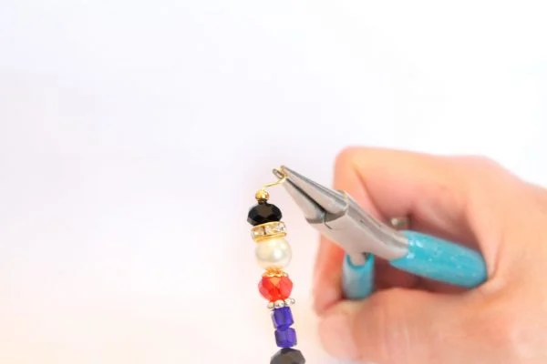 Harry Beaded Nutcracker Soldier Kit – Makes 20 - Image 2