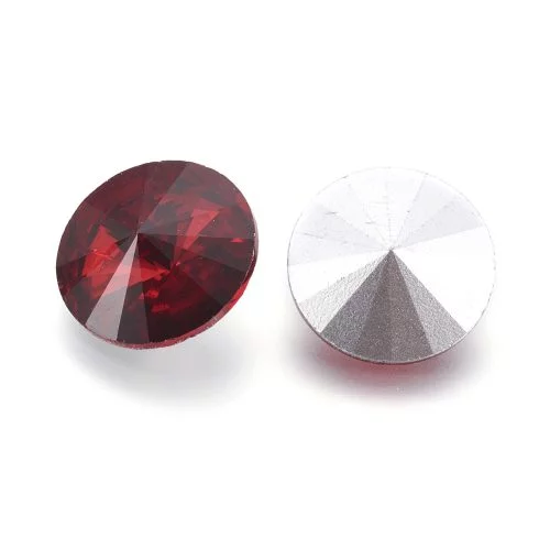 18mm Glass Rivoli - Red Garnet
