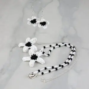 Winter Daisy Necklace and Earrings Workshop