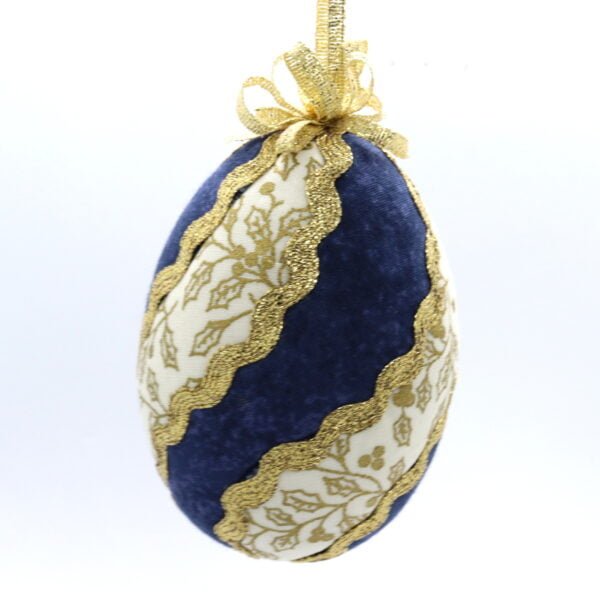 Fabric Bauble Craft Workshop - Image 5