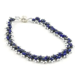 Beautiful beaded bracelet kit using blue superduo beads.