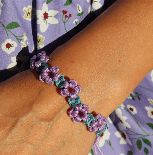 Flower Macrame