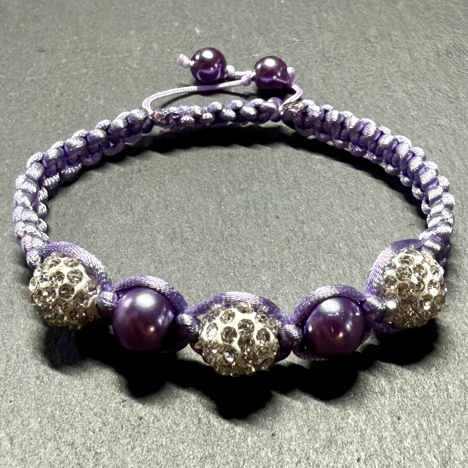 Macramé Bracelet Workshop - Image 5