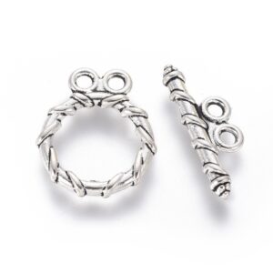 Twisted Wreath Toggle Clasp