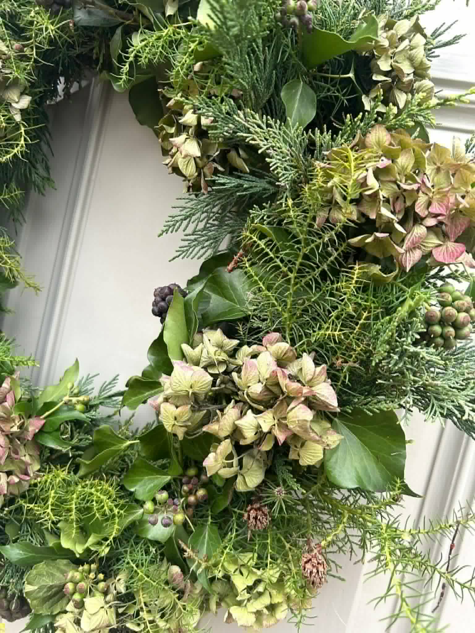 A Molecey Christmas - Forage, Create & Feast - Image 21