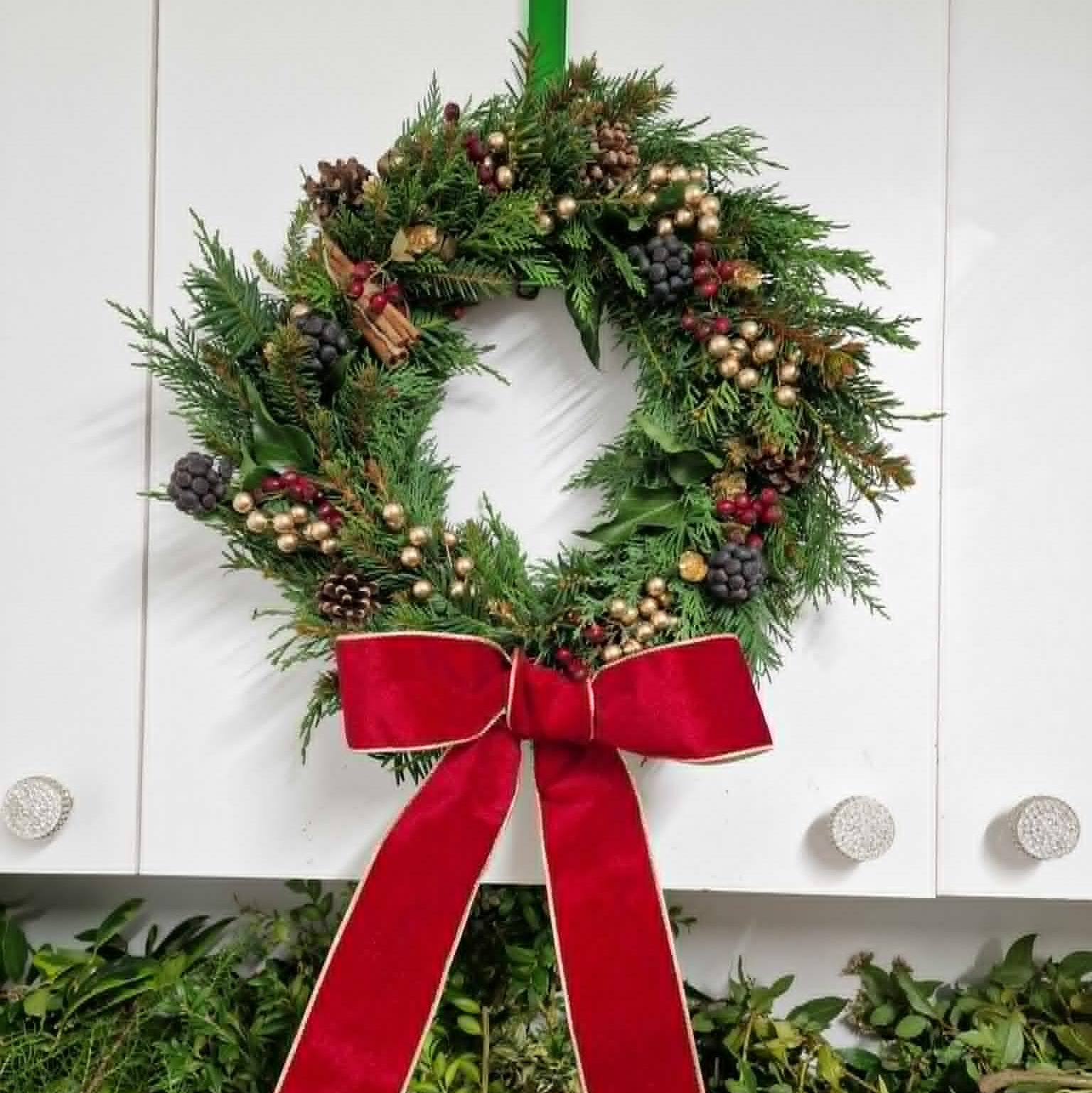 A Molecey Christmas - Forage, Create & Feast - Image 30