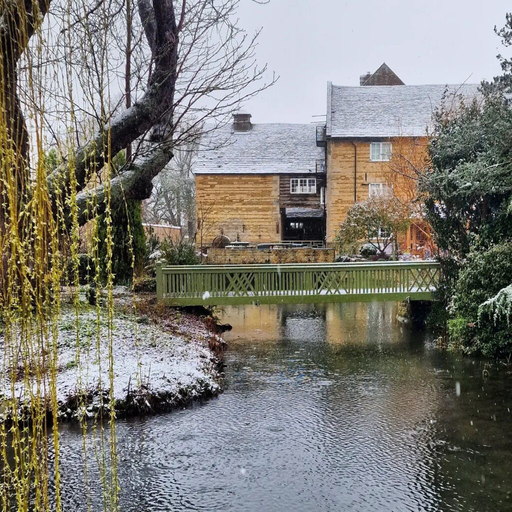 Riverside Crafts Winter Retreat